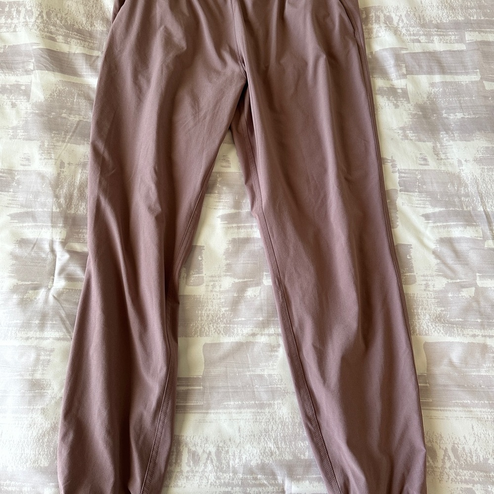 Free Fly Apparel Women's Breeze Pants in Mauve